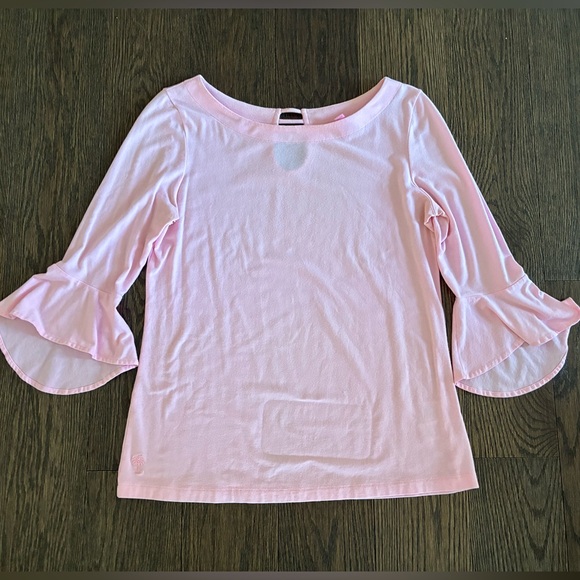 Lilly Pulitzer Tops - Lilly Pulitzer Fontaine Pink Bellsleeve Soft Top🌸